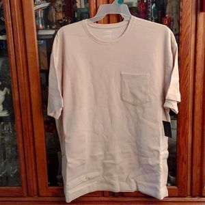 No boundaries short sleeve pocket  t-shirt